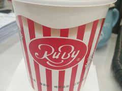 -红宝石·鲜奶小方·海派西点房(浦三店)