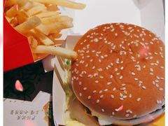 -麦当劳(江湾镇店)