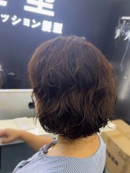 -藤野造型·烫·染发型设计店