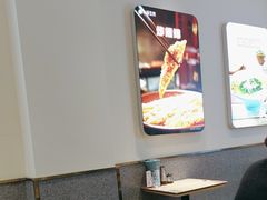 -小杨生煎(金山百联购物中心3楼店)