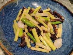 -披云云小馆·味道江湖(姚家园万象汇店)