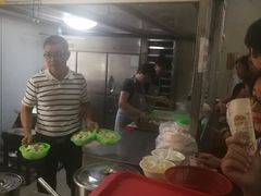 -周震馄饨