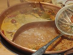 -洱火云南酸菜牛肉火锅(石景山当代商城店)