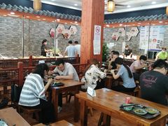 大堂-荣华基·现炒快餐(肇嘉浜路店)