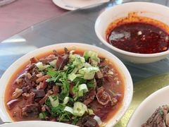 -陕北农家小吃风干羊肉剁荞面