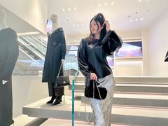 -URBAN REVIVO(七宝领展广场店)