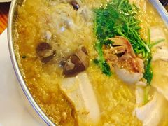 -闯关东东北农家菜(崂山石老人店)