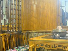 -果松木炭酸菜铜火锅·外婆参鸡汤