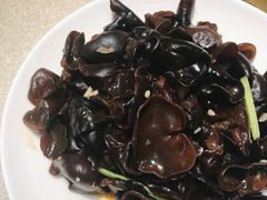 凉拌木耳-丰尔粥食·顺德鱼生·干蒸排骨顺德菜(大良分店)
