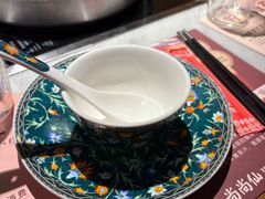 -尚尚仙·酸汤猪手·猪肚鸡火锅(华联万柳购物中心店)