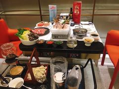 -红鼎豆捞·非遗鲍皇汤火锅(宝丰路店)