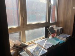 -钟书阁(松江泰晤士小镇店)