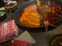 -萍姐火锅·公路夜市(武汉首店)