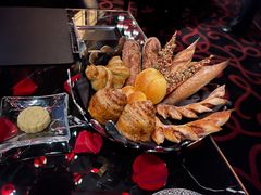 餐前面包-L'ATELIER de Joel Robuchon(外滩18号店)