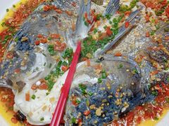 小院大鱼头-耕渔小院·湖南鱼鲜(望城店)