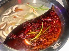 鸳鸯锅底-卤校长重庆火锅(国兴店)