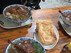 -叶新小吃店(来凤小区总店)