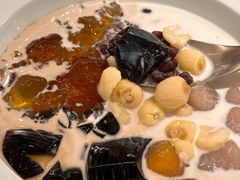 -RUXU入续糖水铺与包(卓悦中心店)
