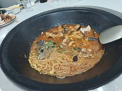 -老渔翁笨锅炖(迎宾路总店)