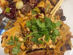 -拿渡·水煮鱼麻辣香锅(王府井奥莱·香江小镇店)