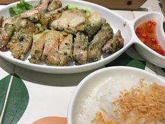 -越弥越南传统美食馆