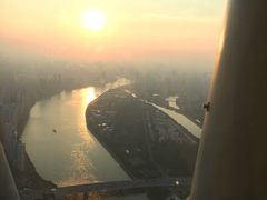 -广州塔卢特斯法国旋转餐厅