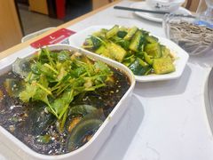 -鲁员外地锅鸡地锅鱼(古墩路店)