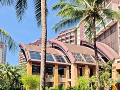 -三亚湾海居铂尔曼度假酒店