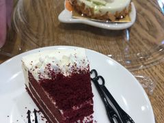 -藏猫猫咖啡主题馆(中央大道店)