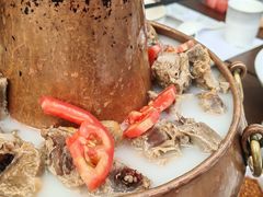 丽江腊排骨铜锅-云里小坐·小院里·团建·宴请·下午茶(三圣乡店)