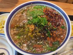 -云阿蛮云南生烫牛肉米线(奉贤路店)