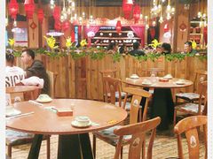 大堂-老滇山寨•云南特色菜•地方菜•民族风情歌舞表演(金碧店)