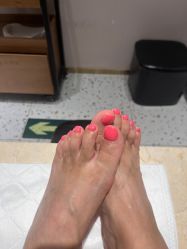-悦指间美甲美睫