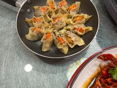-鲁小三·大骨自助(金山总店)