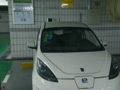 -新金桥大厦-停车场
