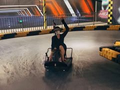 -极限PLAY运动娱乐新世界·团建派对潮玩休闲馆·室内蹦极高空游乐园