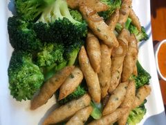 西兰花炒马胶鱼角-优之名鹅城