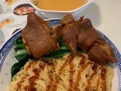 -新大咀港式茶餐厅(宝山万达店)