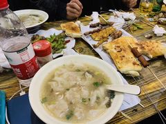 -老谢烧烤野馄饨(云霄路店)