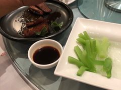 -御花园·粤菜·海鲜火锅(中山公园店)