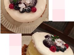 杂莓酸奶油松饼-無早咖啡