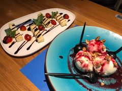 希腊草莓酸奶&希腊核桃蜂蜜酸奶-HELLO MUSAE 拾光缪斯餐厅·纯正希腊风味(苏州中心店)