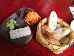 -羽深肉铺 Steak & Wine