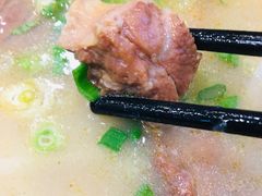牛腩粉-粤厨点心专门店