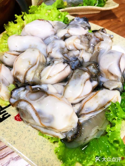 牛九铜火锅图片