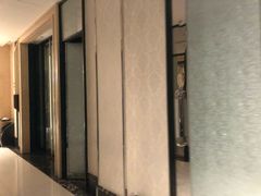 包房-亢龙太子酒轩(东湖店)