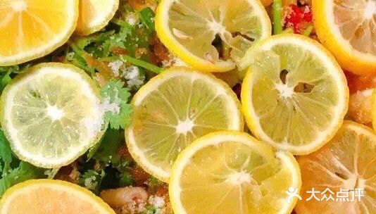 吃个爪爪、握个爪爪,你好鸡小姐我好心水你