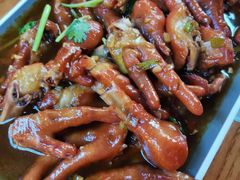 有故事的鸡手-喝丢一只鞋海鲜烧烤·海肠捞饭(市场店)