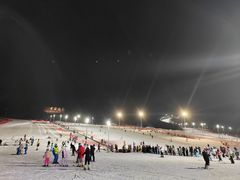 -鳌山滑雪度假区