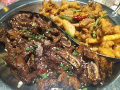 -小鱼小牛·鱼牛干锅·脆鱼火锅(世欧广场店)